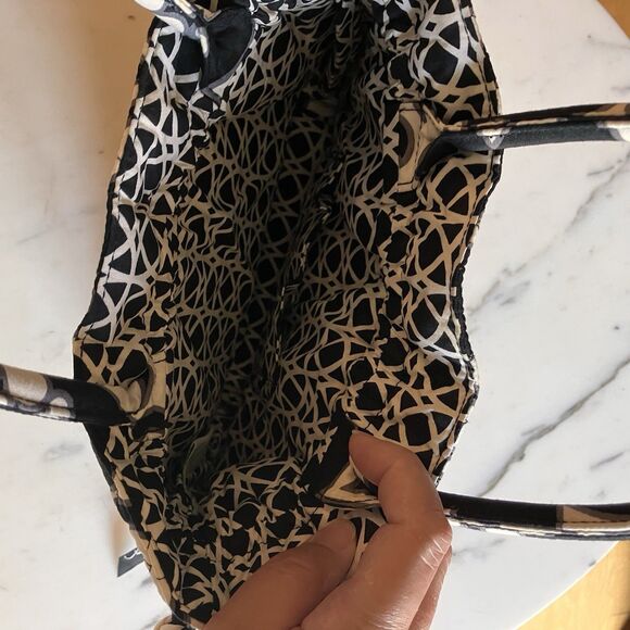 Vera Bradley Night & Day Retired Bag Side Zipper Pockets Drawstring Cottagecore - Picture 8 of 10